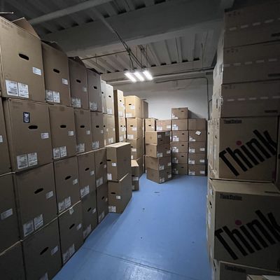 Lenovo ThinkSystem SN550 V2 Tower Blade Server mit 2,1 GHz Prozessor Hauptfrequenz